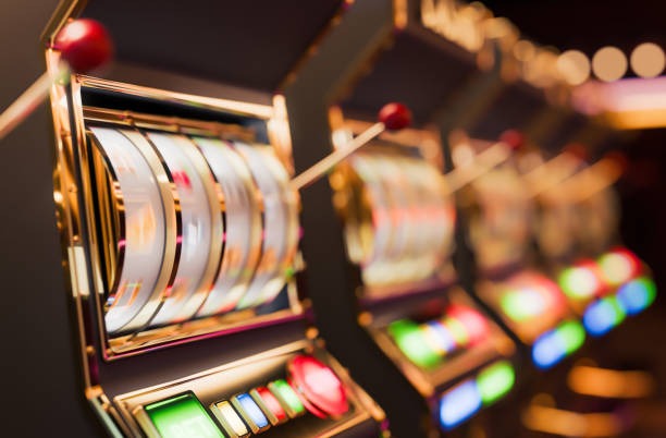daduemas88 platform interface showing sports markets, live dealers, and slot games across mobile device